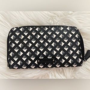 Vera Bradley Wallet Black White